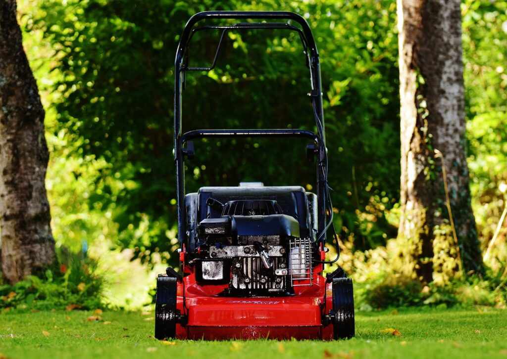 lawn mower, gardening, mow-1593924.jpg